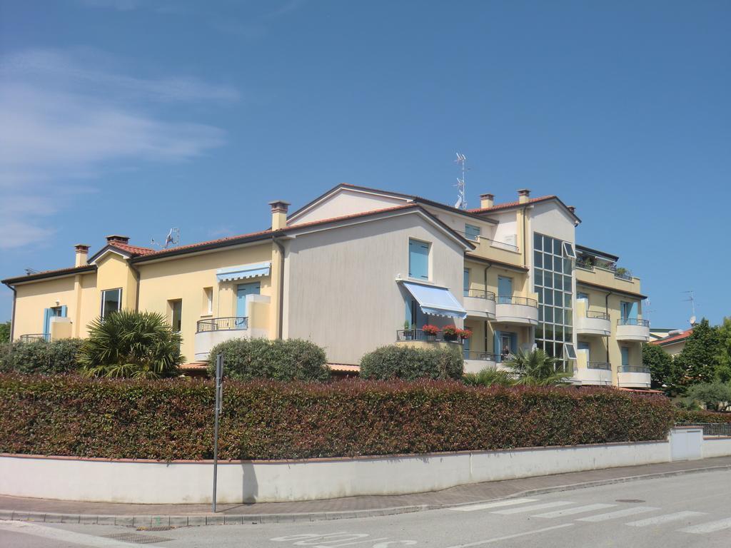 Residence Elisa Piano Terra Con Giardino E Posto Spiaggia Incluso Caorle Phòng bức ảnh
