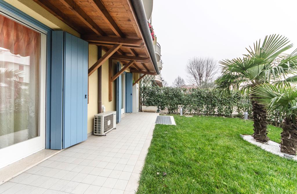 Residence Elisa Piano Terra Con Giardino E Posto Spiaggia Incluso Caorle Ngoại thất bức ảnh