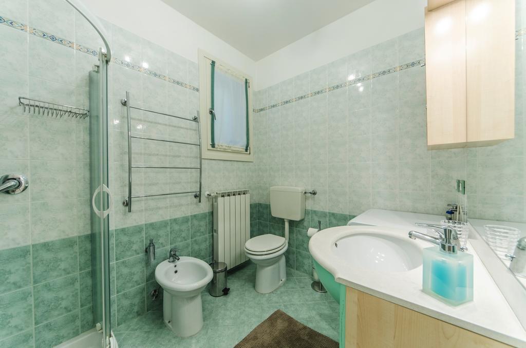 Residence Elisa Piano Terra Con Giardino E Posto Spiaggia Incluso Caorle Phòng bức ảnh